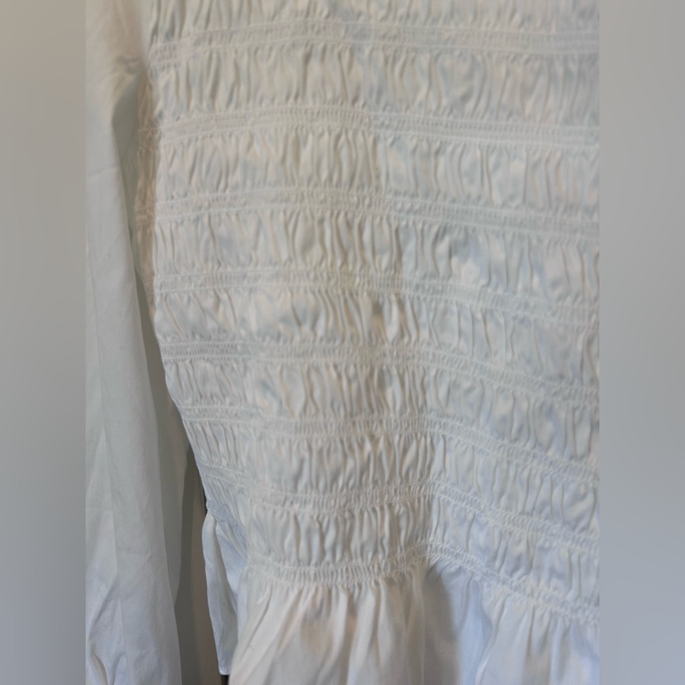 Ann Taylor women’s NWT large white smocked long sleeve blouse - Picture 9 of 9